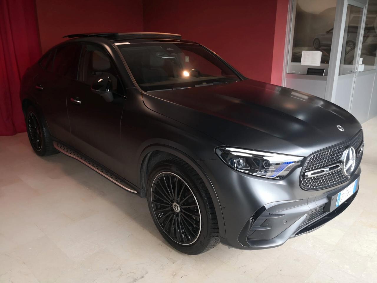 Mercedes-benz GLC 220 d 4Matic Mild Hybrid AMG Line Premium Plus ***FULL OPTIONAL***