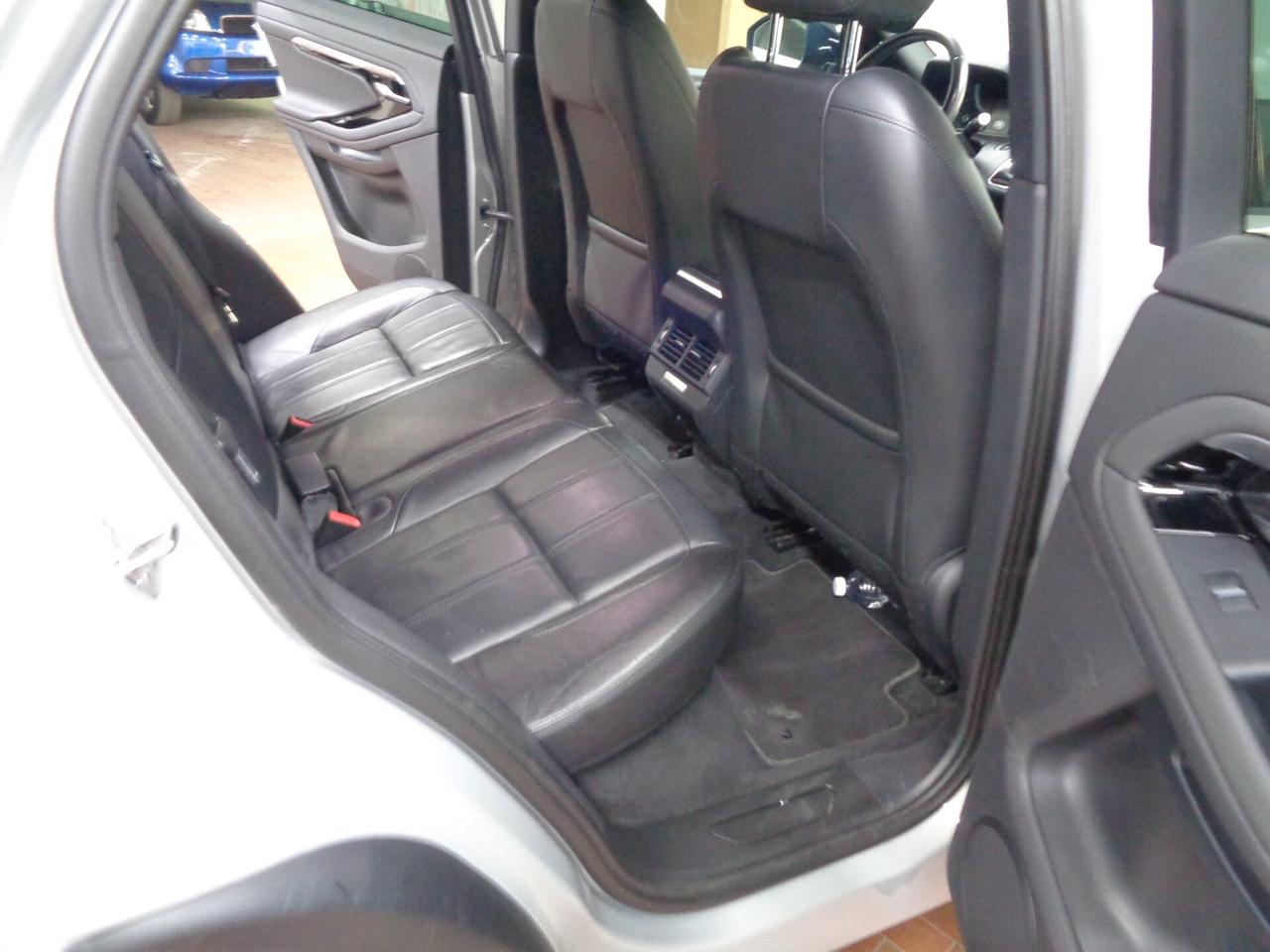 Land Rover Range Evoque 2.0D I4-L.Flw 150 CV AWD Auto R-Dynamic S