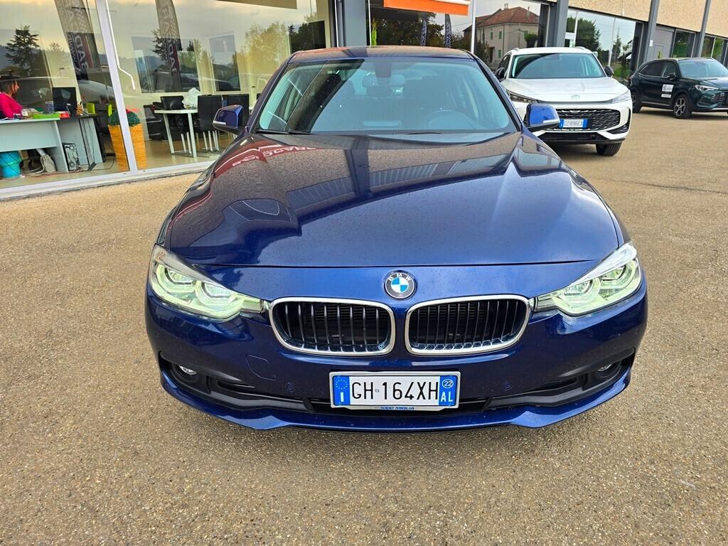 Bmw 318 318d BERLINA LUXURY DA VETRINA!