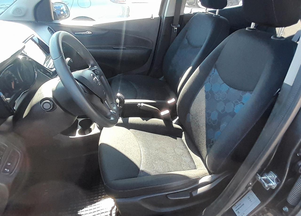 Opel Karl Rocks 1.0 73 CV