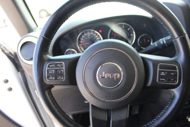 JEEP Wrangler Unlimited 2.8 CRD DPF Sahara Auto