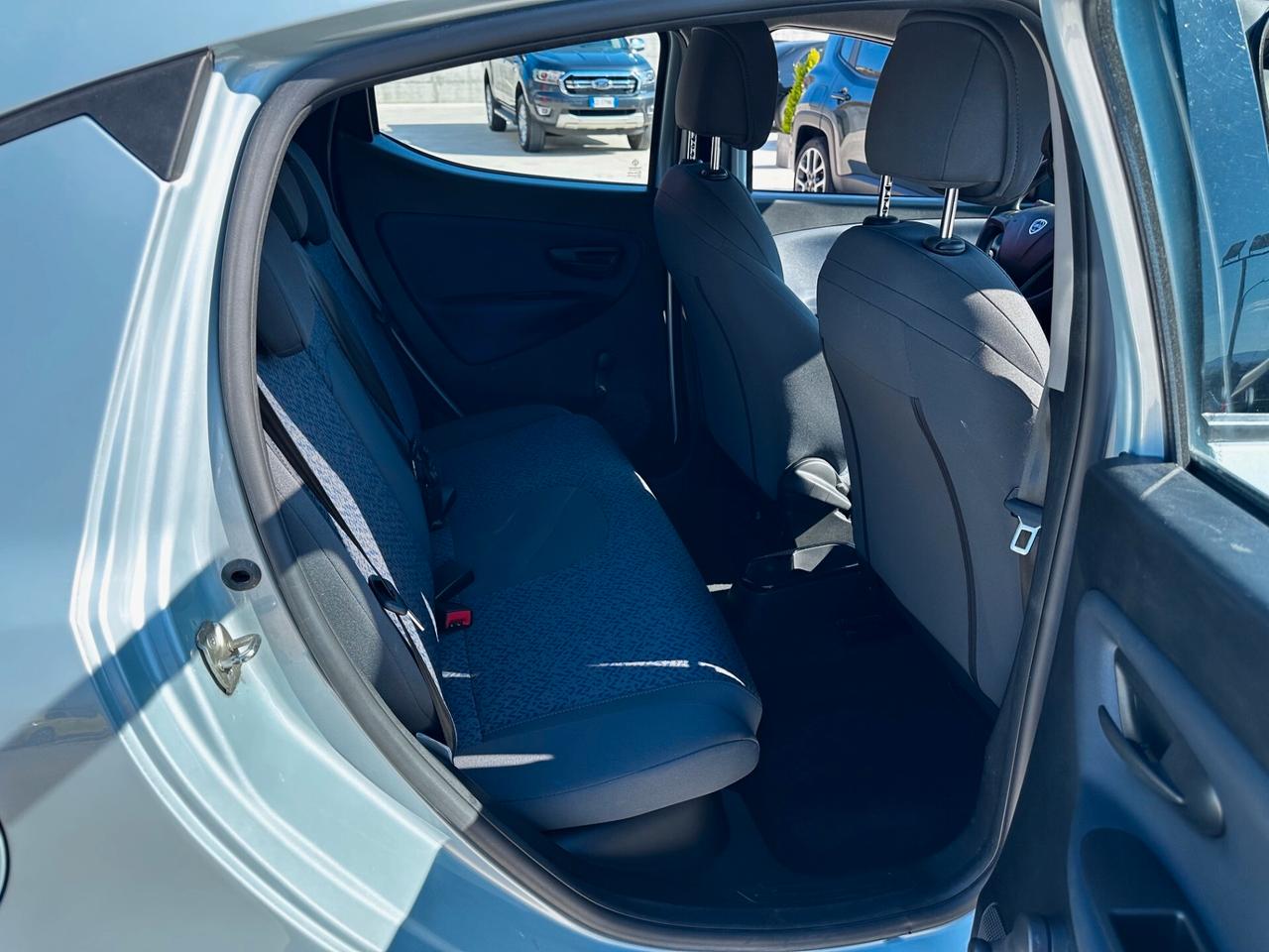 Lancia Ypsilon 1.0 FireFly 5 porte S&S Hybrid Oro