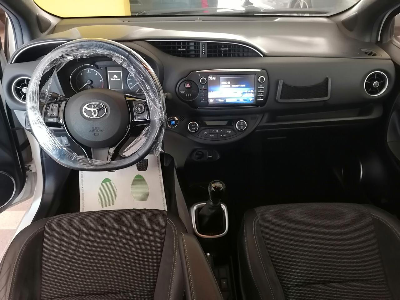 Toyota Yaris 1.4 D 90cv 5 porte LOUNGE 12/2017