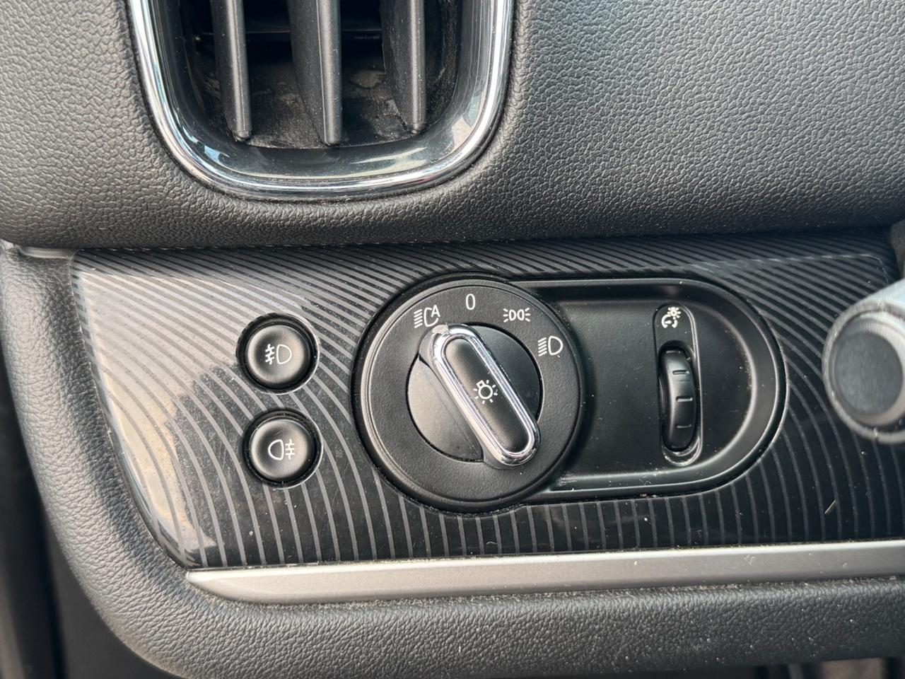 Mini Countryman 2.0 Cooper D NAVI/PELLE FARI LED
