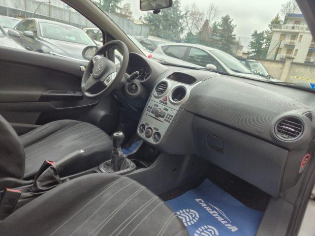 OPEL Corsa 1.2 3 porte Club