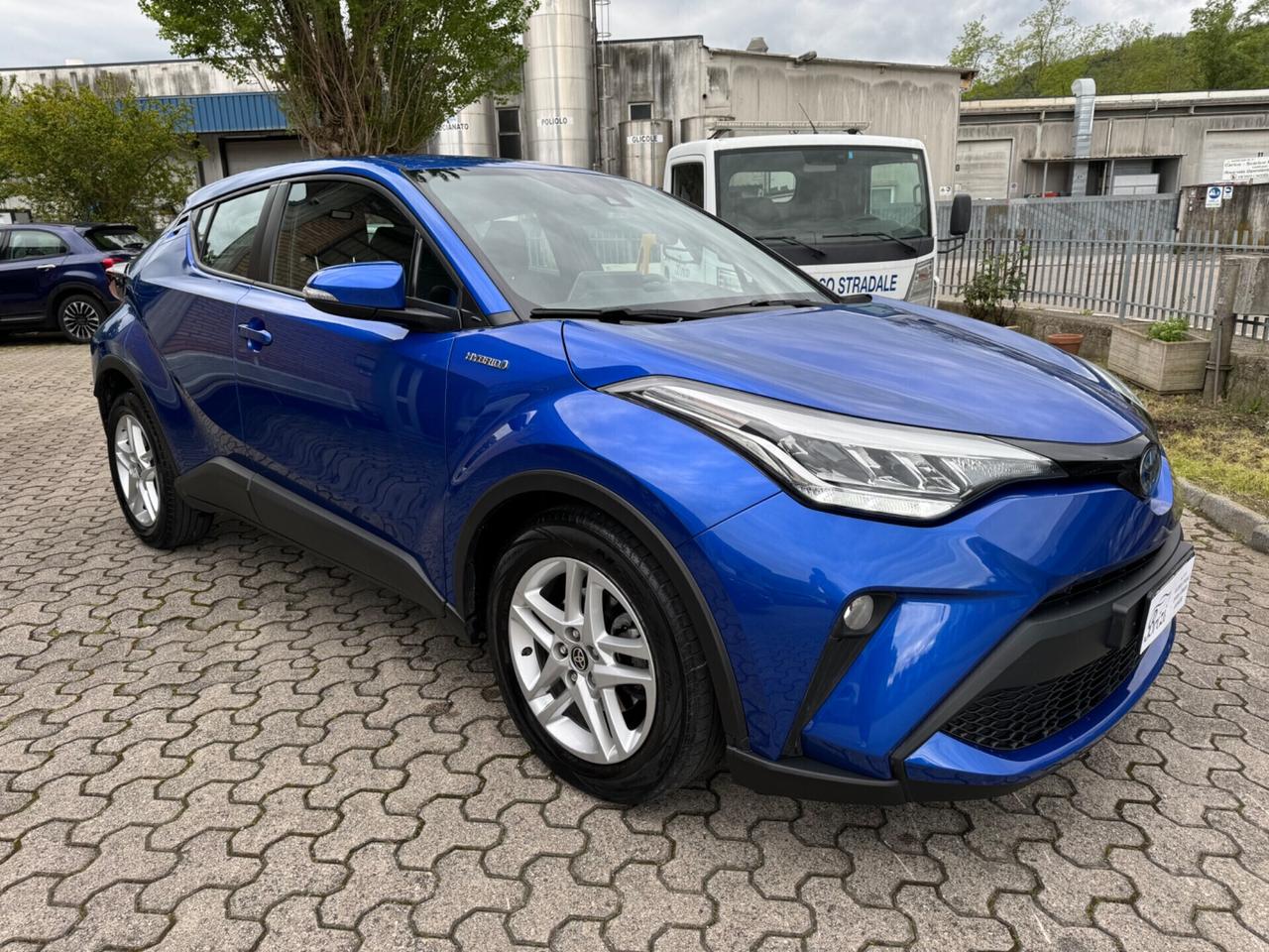 Toyota C-HR 1.8 Hybrid E-CVT Dynamic