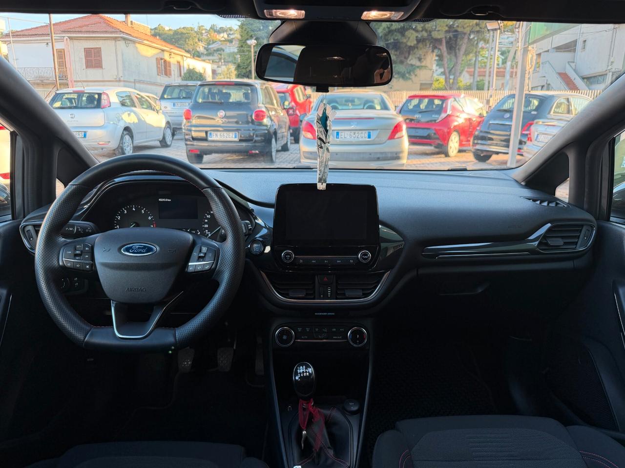 Ford Fiesta 1.0 Ecoboost Hybrid 125 CV 5 porte ST-Line