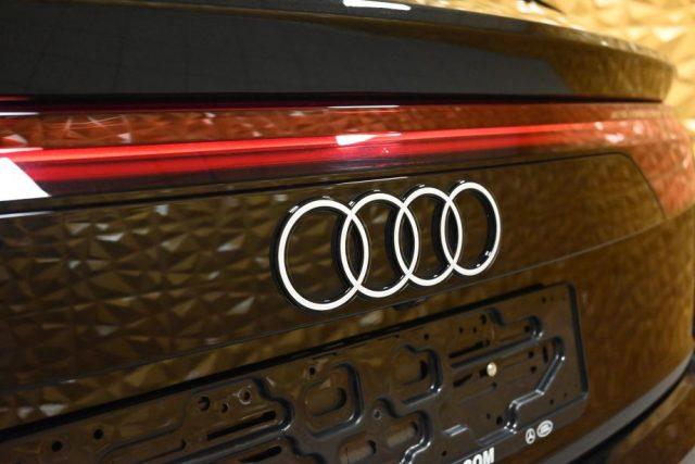 AUDI Q8 50 TDI Q.TIP.286CV S-LINE TET.22"CAM SOSP.CAM FULL