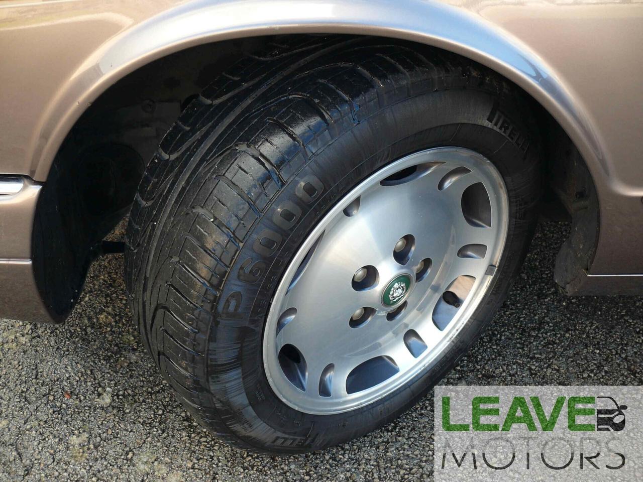 Jaguar XJ6 Sovereign 3.2 cat automatic (M1436)