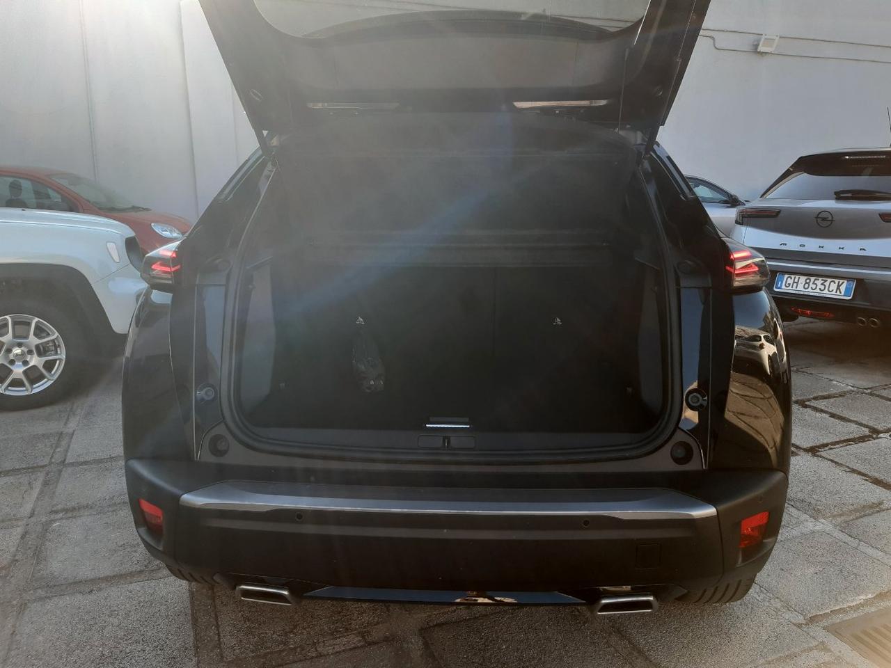 Peugeot 2008 2008 1.2 hybrid Active 136cv e-dcs6 gt