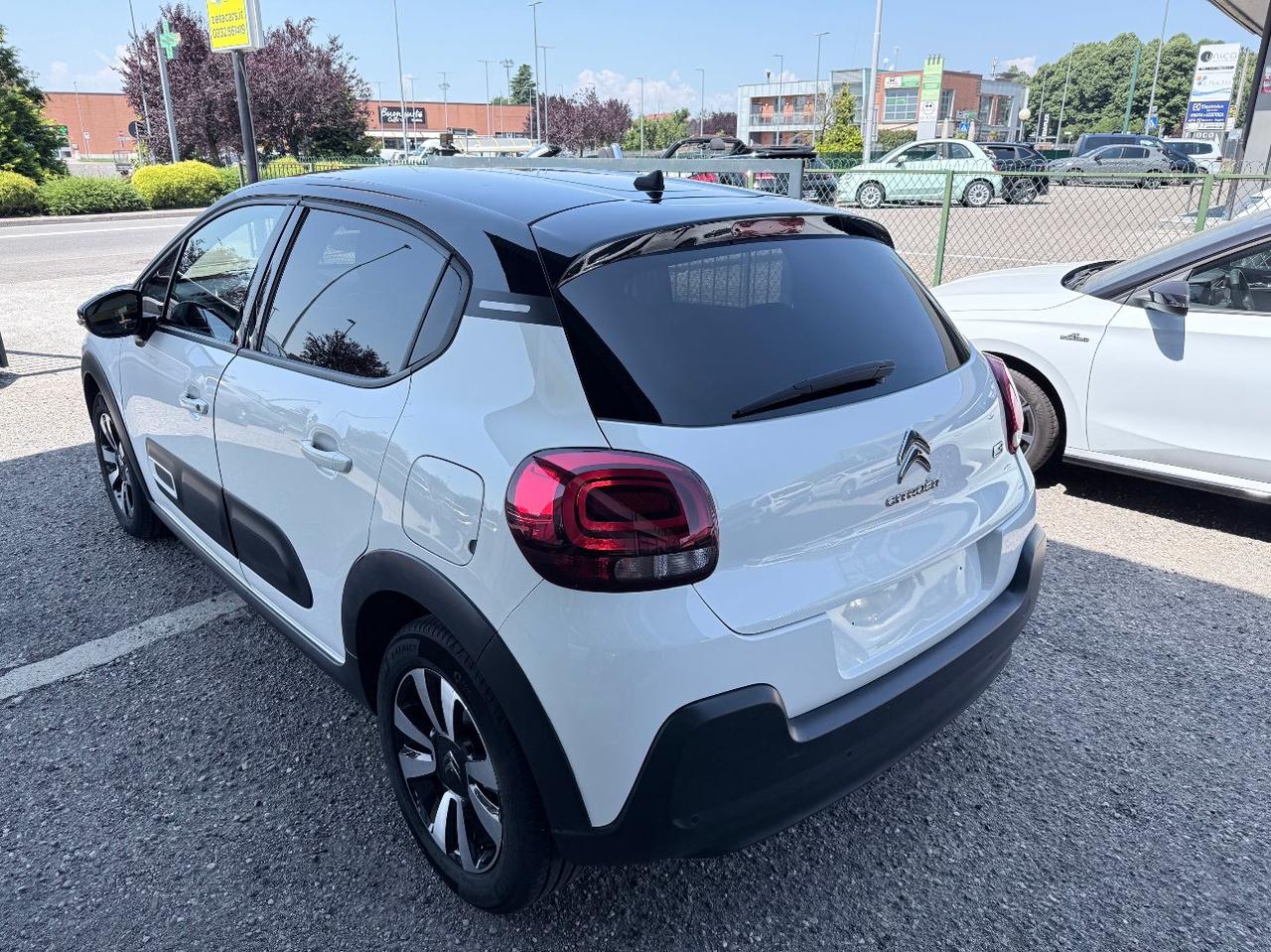 Citroen C3 1.2 puretech Shine s&s 83cv