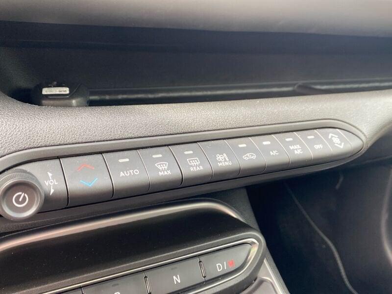 Jeep Avenger e-Hybrid 1.2 MHEV e-Hybrid Turbo Summit