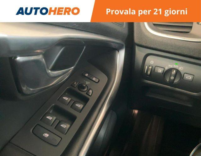 VOLVO V40 Cross Country D2 1.6 Powershift Momentum