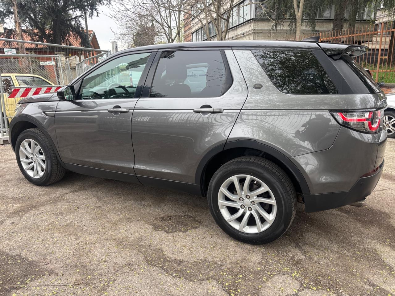 Land Rover Discovery Sport 2.0 TD4 150 CV SE