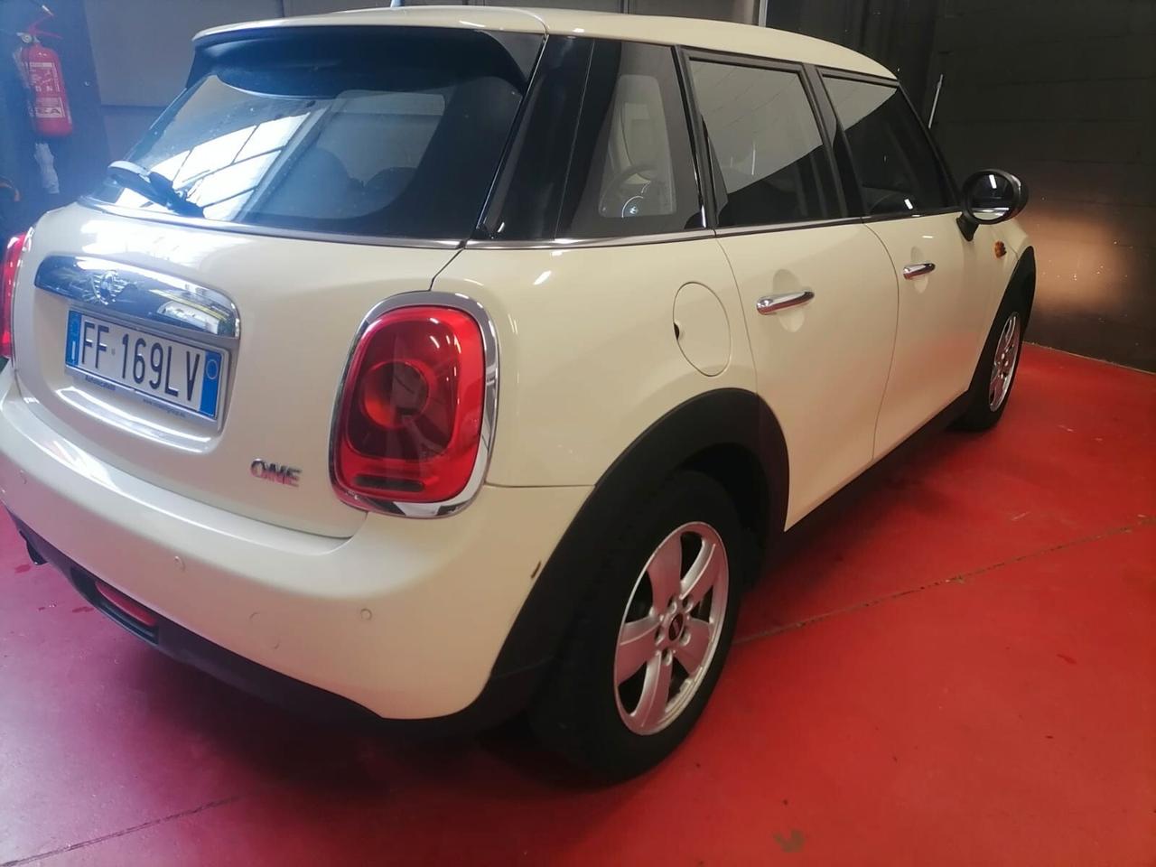 Mini 1.2 One
