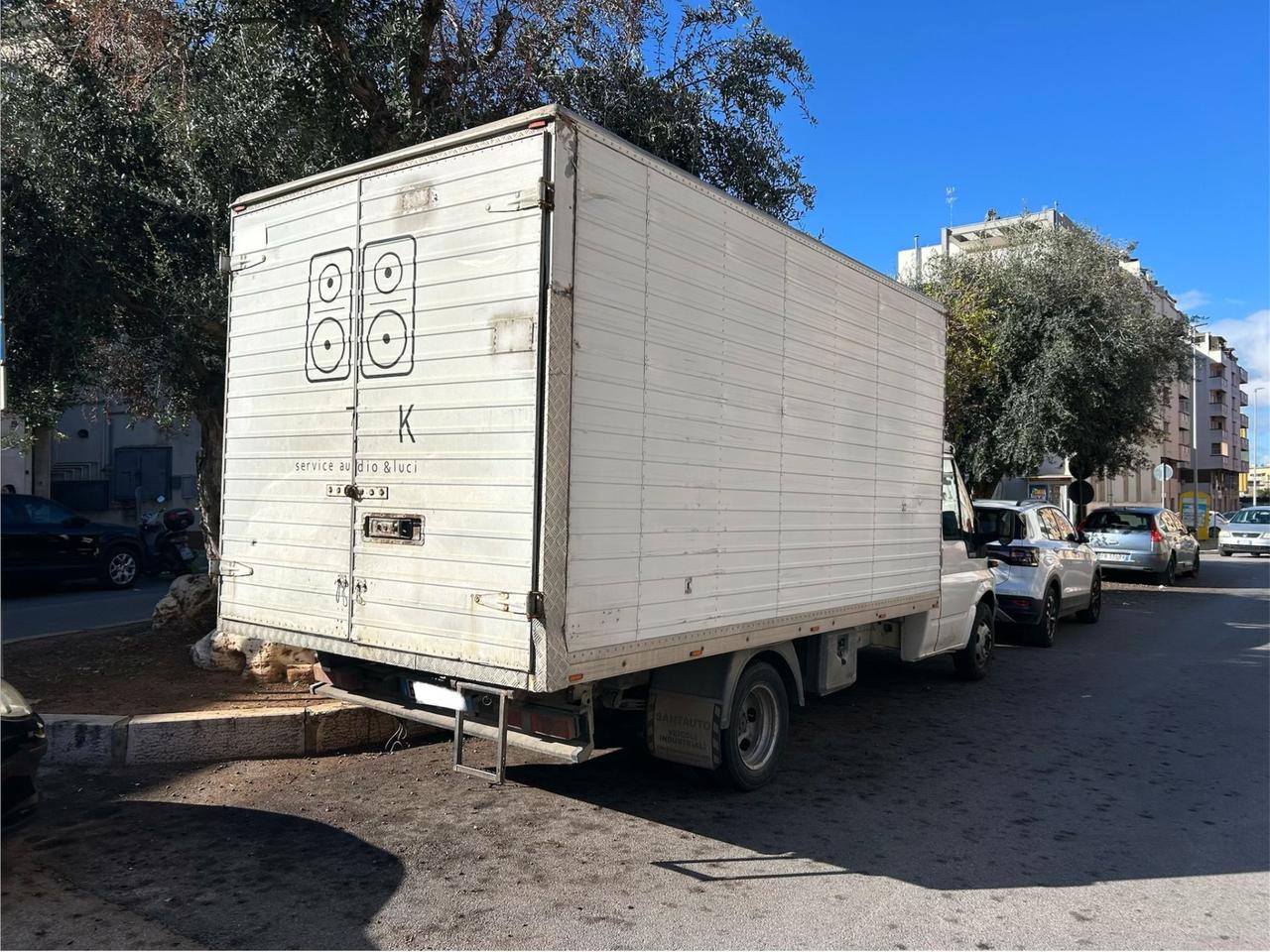 Ford Transit 125 T350