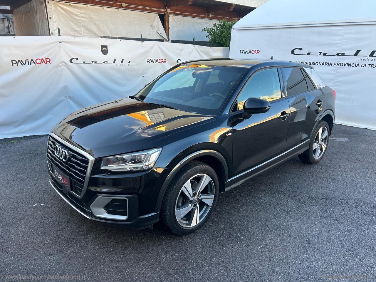 AUDI Q2 30 TDI S tronic Identity Black