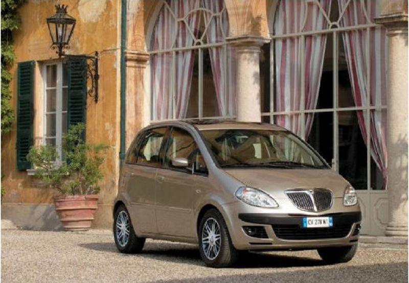 Lancia Musa I 2004 1.9 mjt Oro
