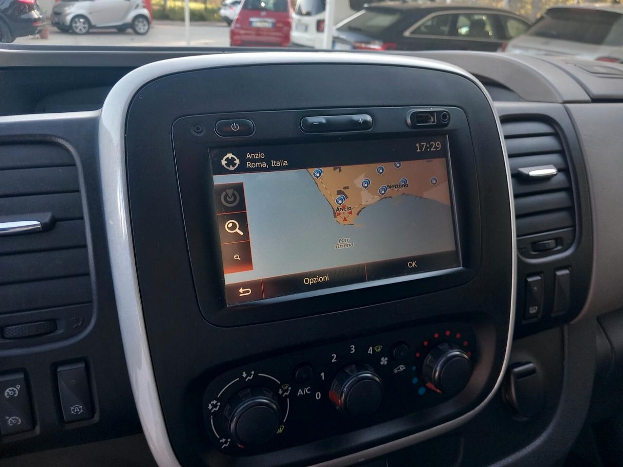 Renault Trafic 1.6 dCi 125CV S&S Intens 9 posti MOTORE SOSTITUITO CON KM 156000