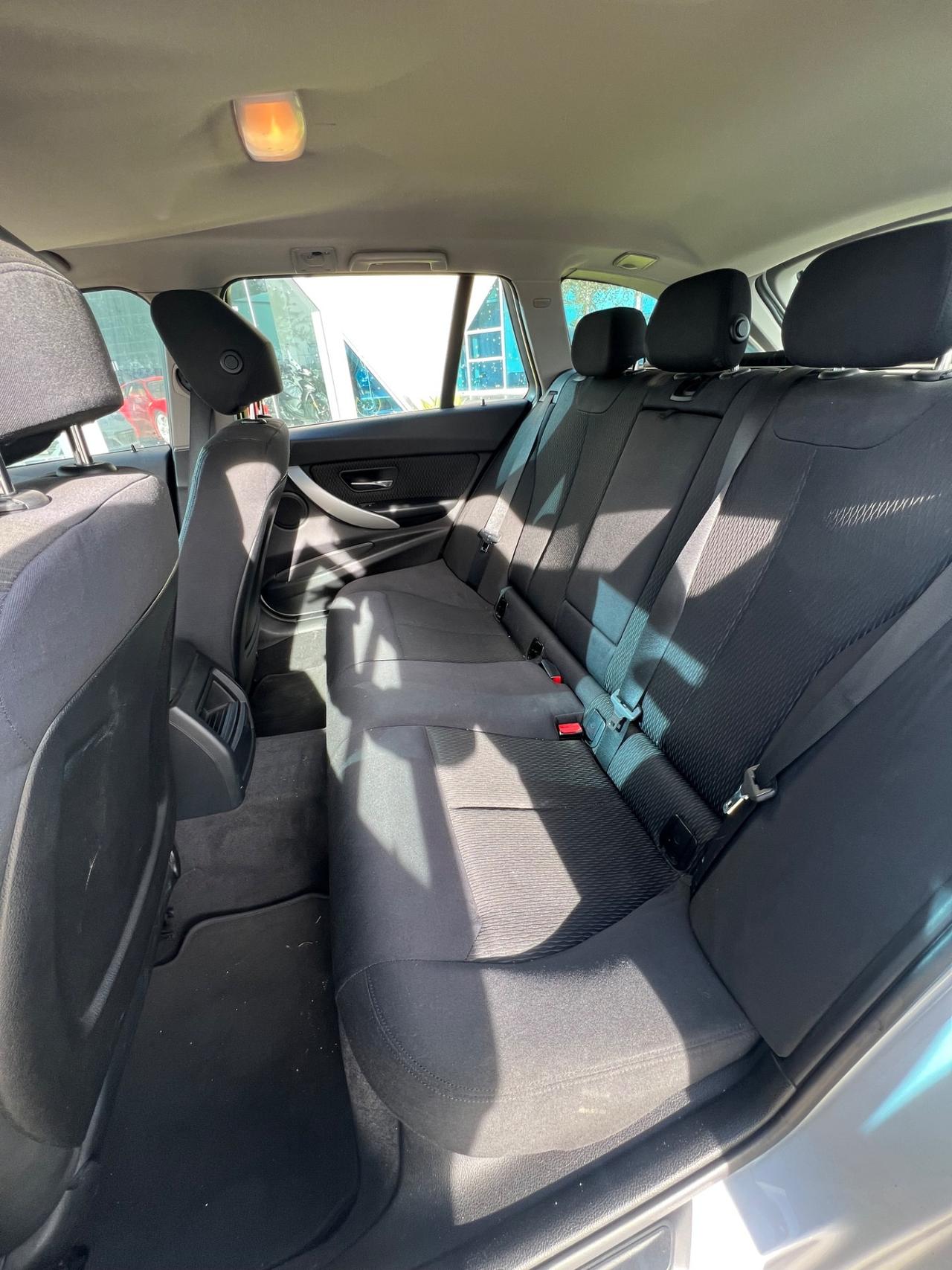 BMW 320 d Touring OFFERTA RISERVATA A COMMERCIANTI