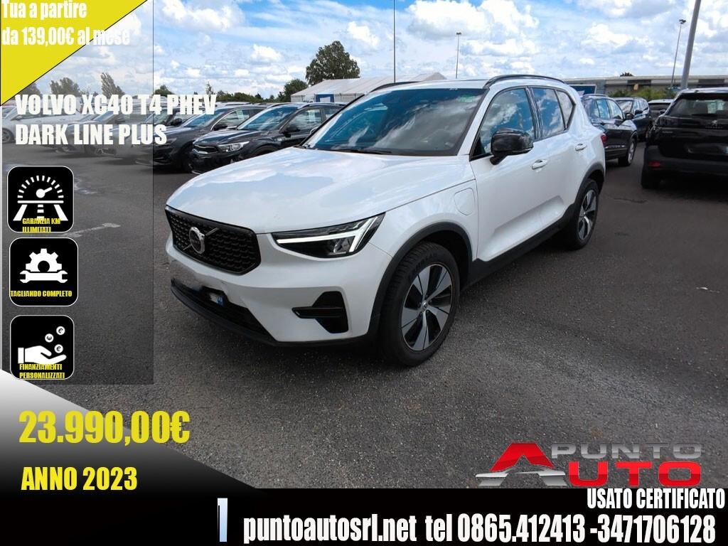 Volvo XC40 T4 Recharge Plug-in Hybrid automatico Ultimate Dark