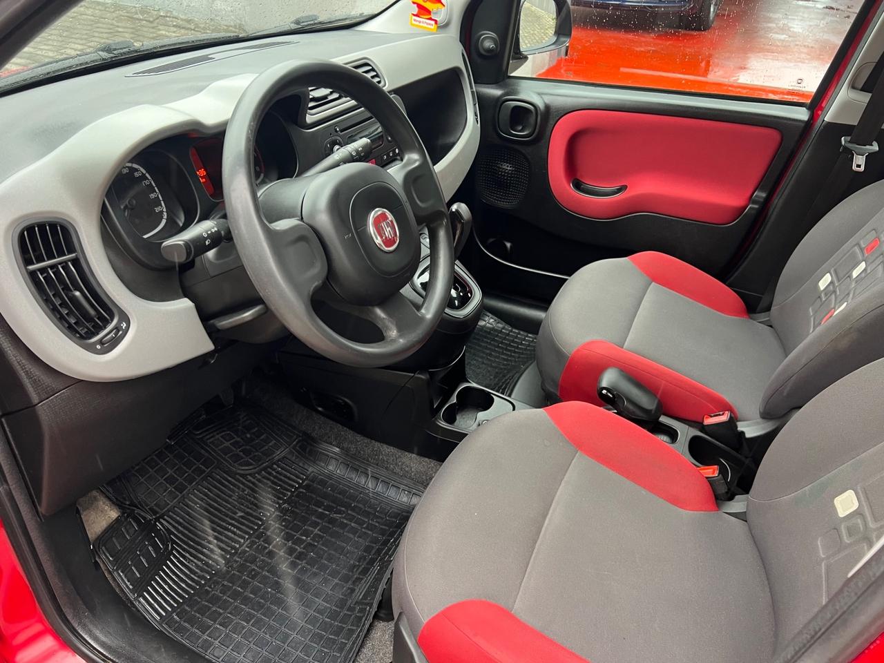 Fiat Panda benzina Lounge cambio automatico
