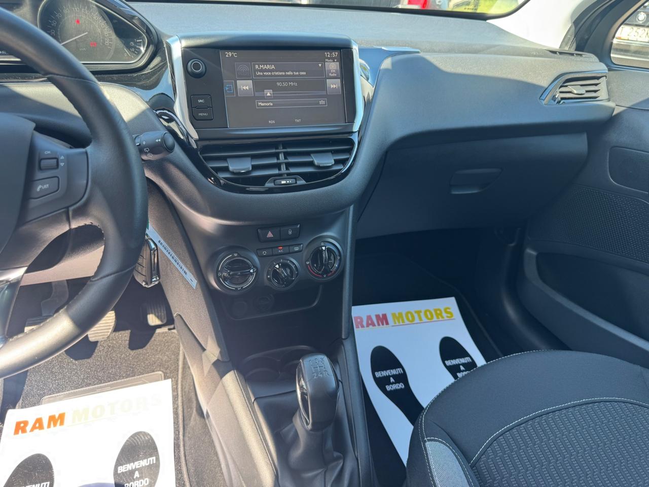 Peugeot 208 82cv 5p. GPL Allure NEOPATENTATI UNICO PROPRIETARIO