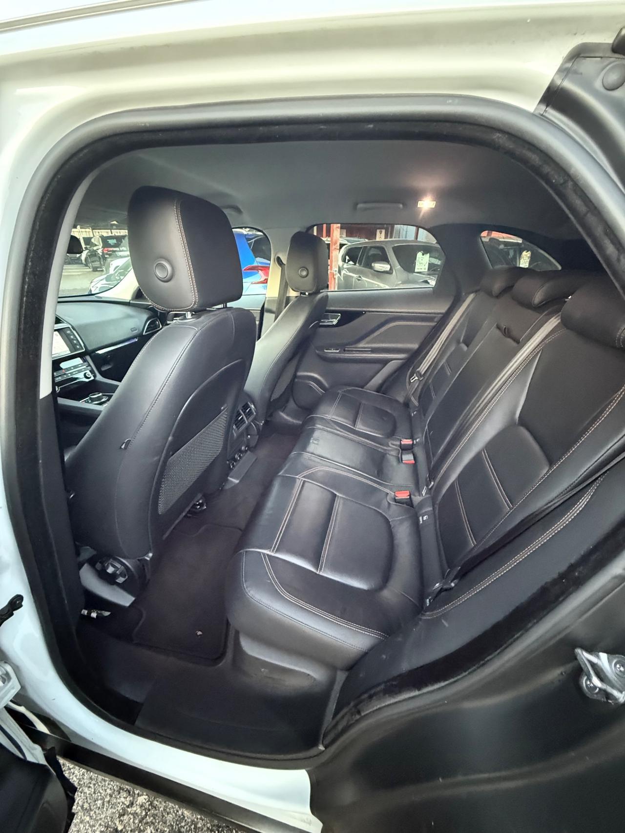 F-Pace 2.0 180 CV AWD/R-Sport/garanzia/unipro