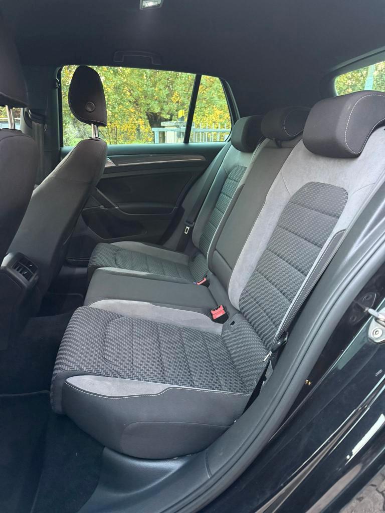 Volkswagen Golf 5 Porte Golf 5p 1.6 tdi Executive 115cv dsg OK NEOPATENTATO