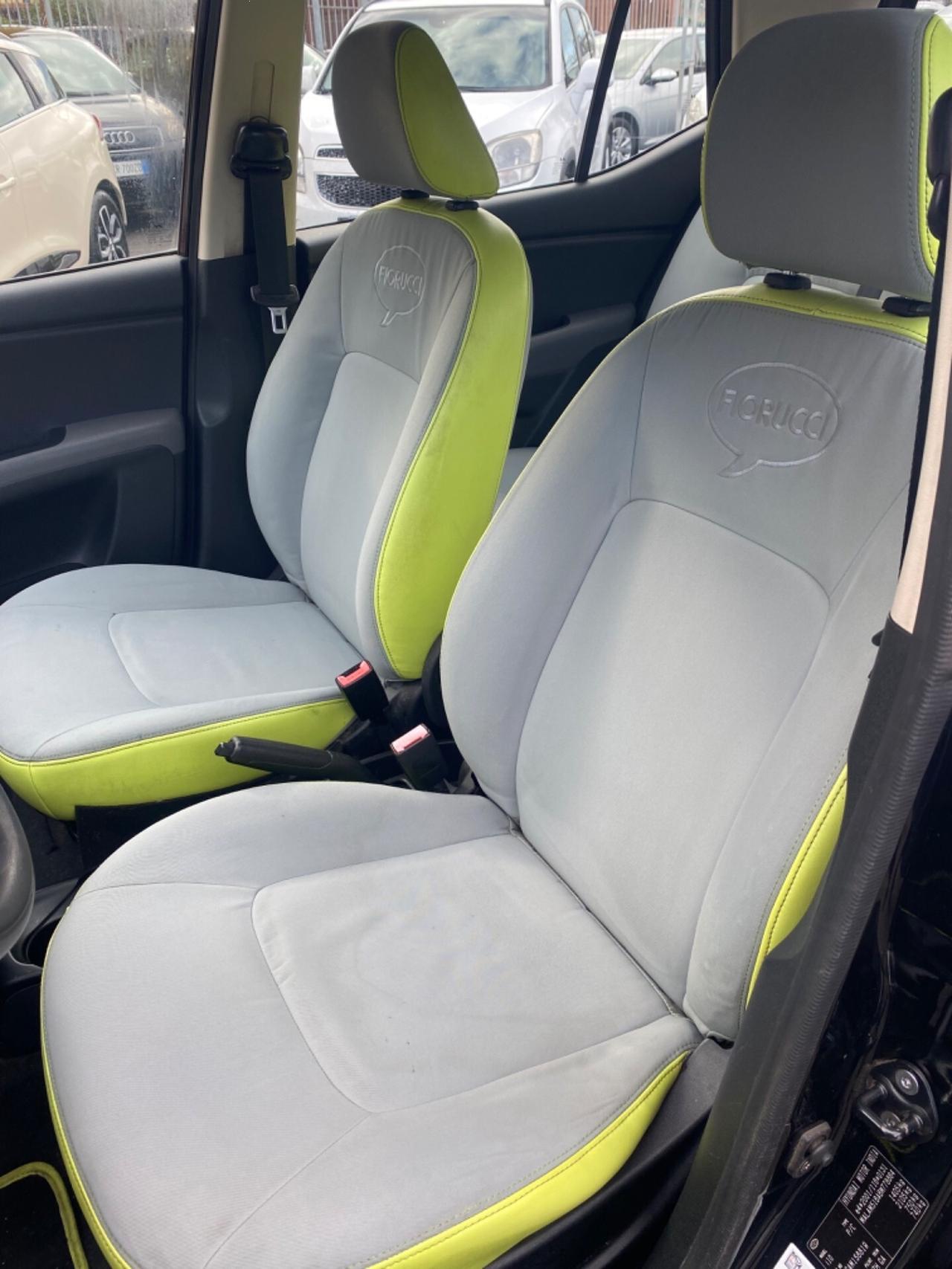 Hyundai i10 1.1 2011 Limited Edition TAGLIANDATA