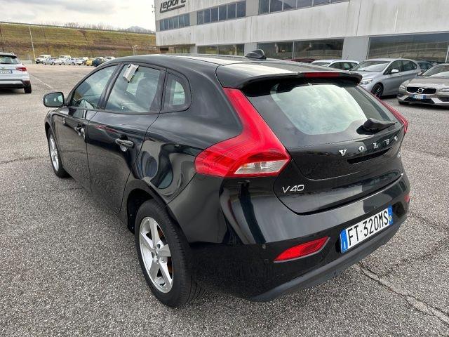 VOLVO V40 D2 Business