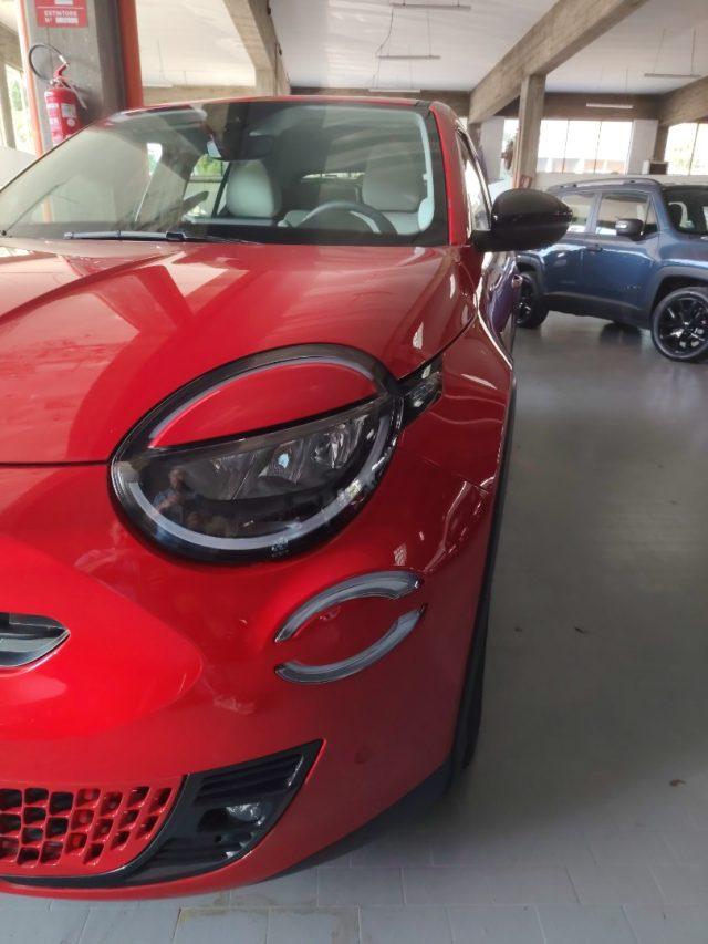 FIAT 600 Hybrid 110 CV DCT MHEV La Prima