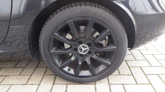 MERCEDES-BENZ SLK 200 CGI Sport