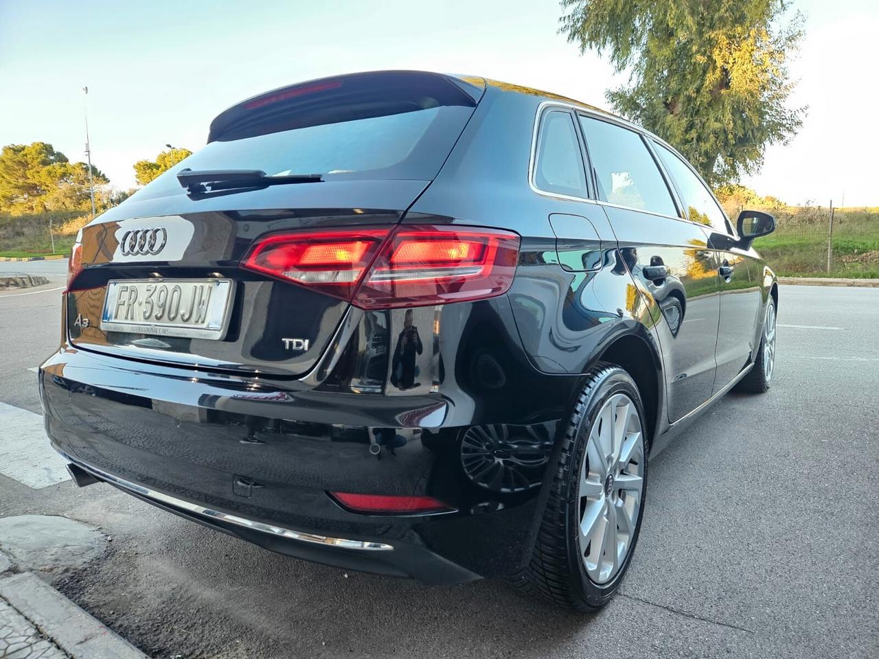 Audi A3 SPB 1.6 TDI 115cv S-TRONIC DESIGN