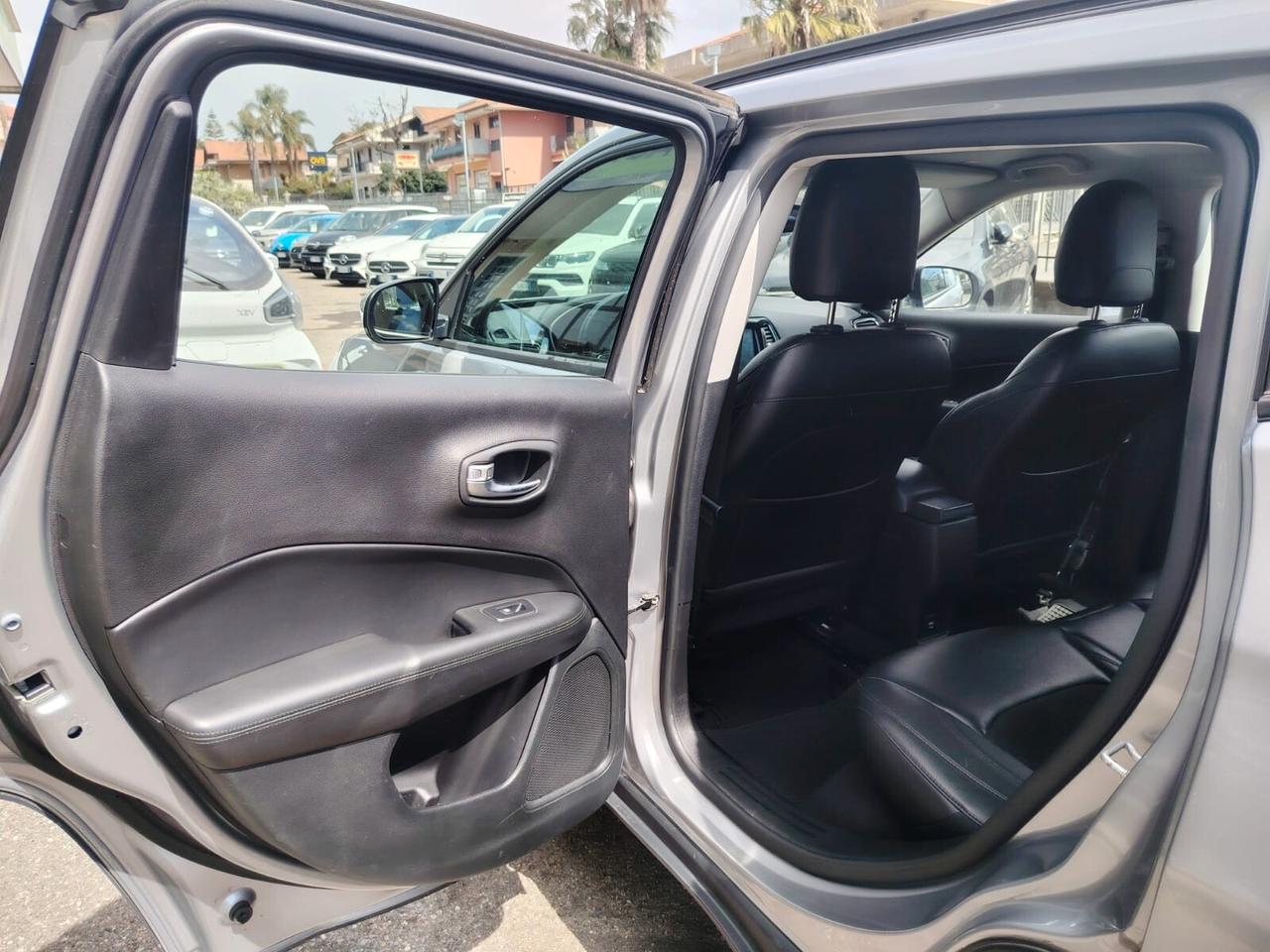 Jeep Compass 1.6 Multijet II 2WD Night Eagle