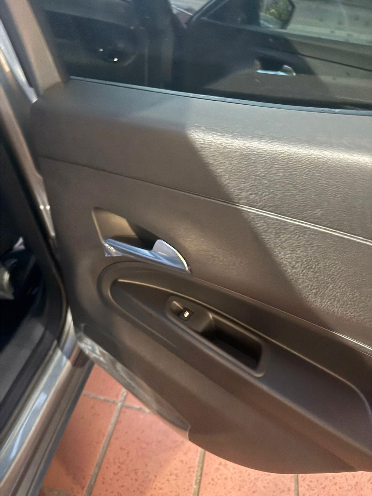 Alfa Romeo Junior 1.2 145 CV Hybrid eDCT6 Speciale