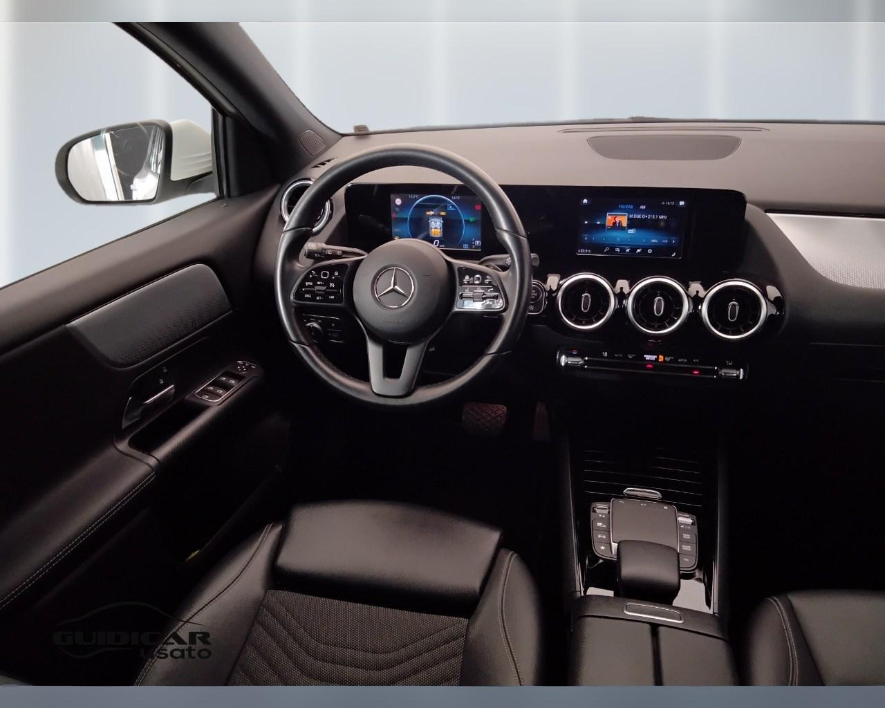 Mercedes-Benz GLA-H247 2020 - GLA 180 d Sport auto