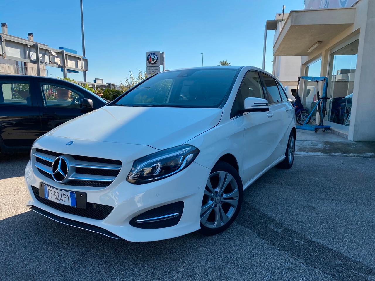 Mercedes-benz B 180 110CV | 2017