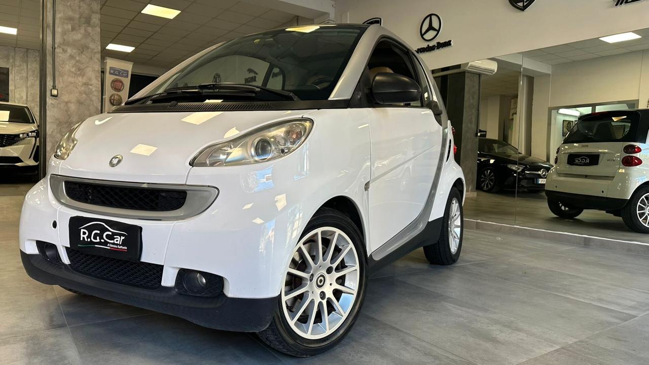 Smart ForTwo 1000 62 kW coupé passion