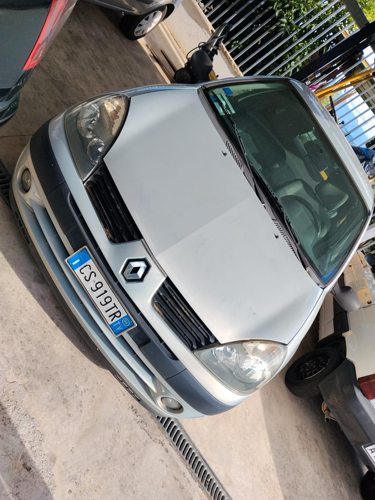 Renault Clio 1.2 cat 3 porte Confort Authentique