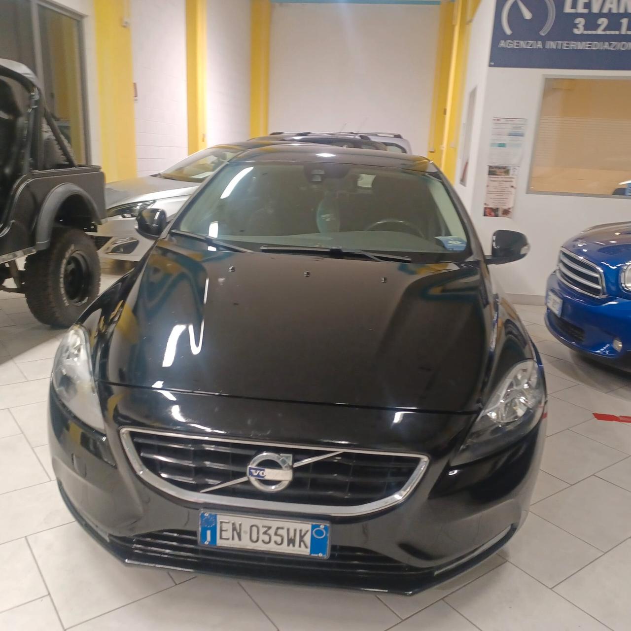 MOTORE E CAMBIO SOSTITUITI VOLVO V40 1.6 TDI NEOPAT