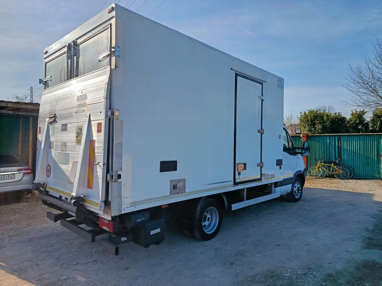 Iveco Daily 50C15 frigo pedana idraulica patente C