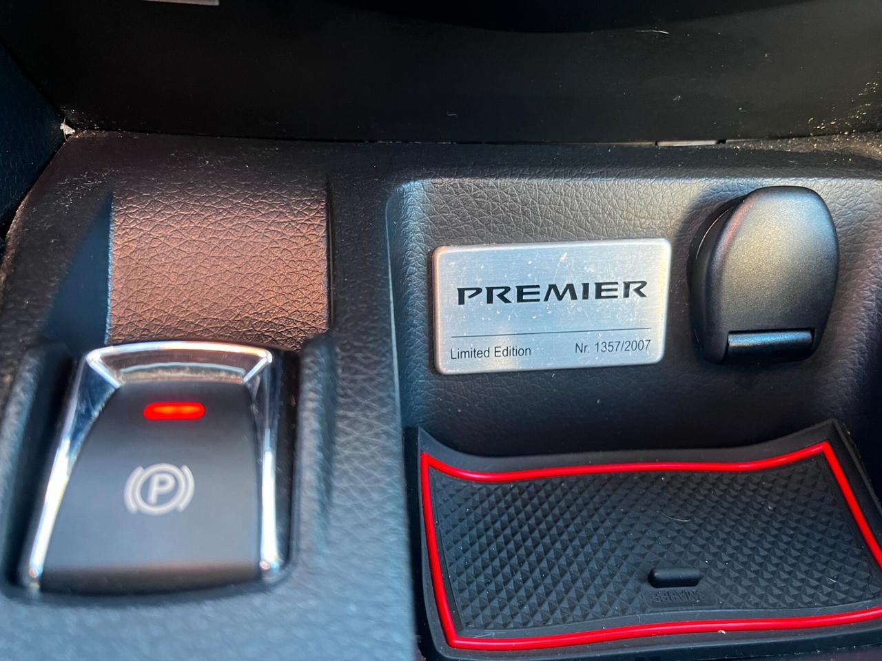 Nissan Qashqai 1.6 dCi 4WD Premier Limited Edition 130 cv