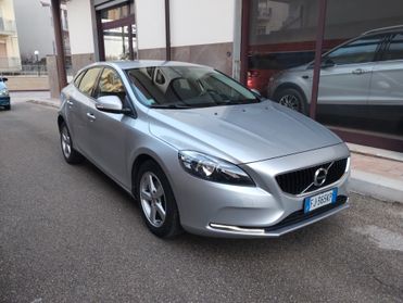 VOLVO V40 BUSINESS 2.0 D2 120 CV – 2017