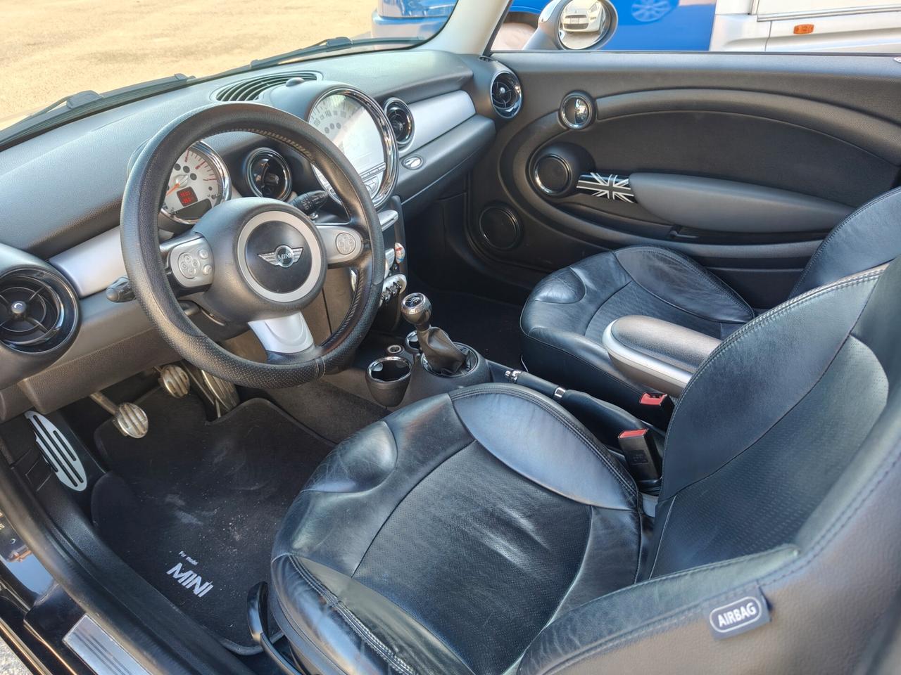 Mini 1.6d Cooper km 100.000