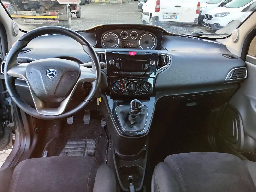 Lancia Ypsilon 1.2 8v Platinum 69cv