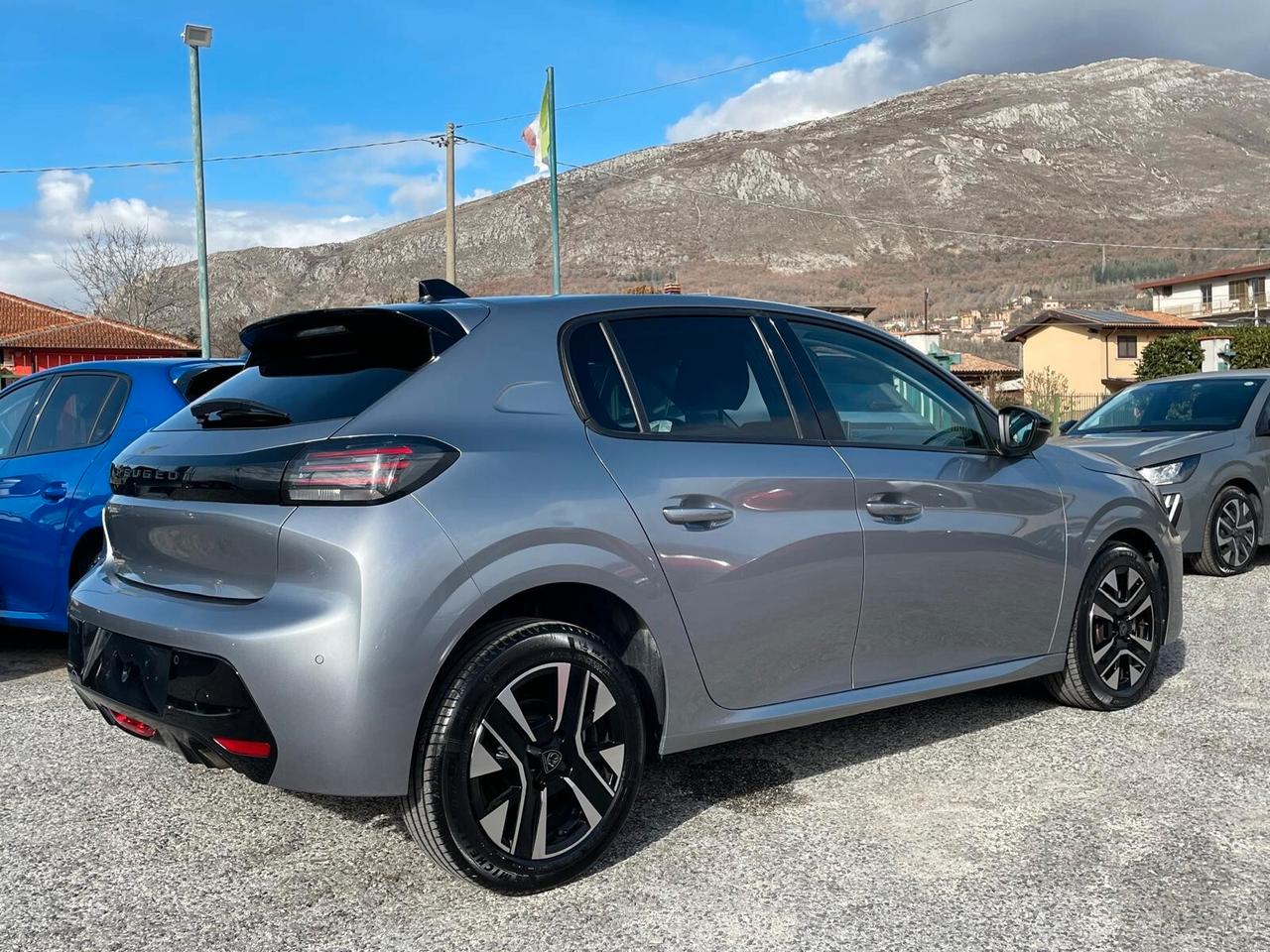 Peugeot 208 PureTech 100 Stop&Start 5 porte Allure 2024