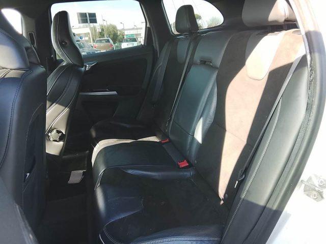 VOLVO XC60 D5 AWD Geartronic R-design Kinetic