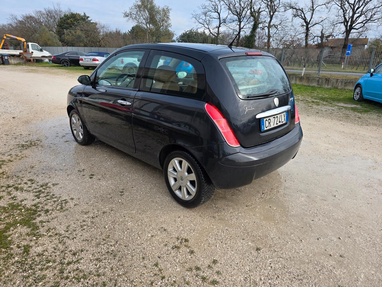 Lancia Ypsilon 1.3 Multijet 16V Platino 55kw