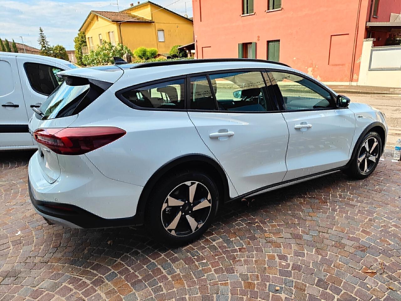 Ford Focus 1.0 EcoBoost 125 CV SW ACTIVE